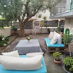 Simple And Relaxing House! * 卡拉马塔