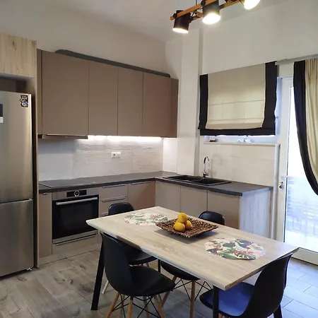 Simple And Relaxing House! Holiday home Kalamata