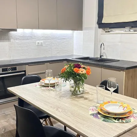 Simple And Relaxing House! * Kalamata