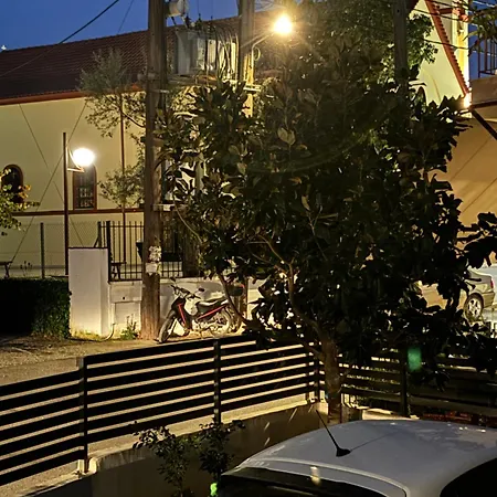 Simple And Relaxing House! * Каламата