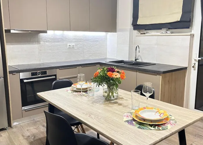 Simple And Relaxing House! * 卡拉马塔