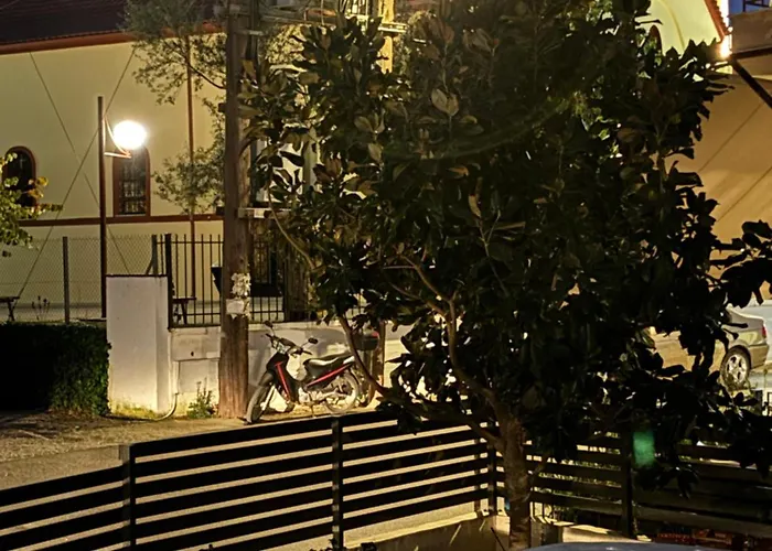 Simple And Relaxing House! * Kalamata