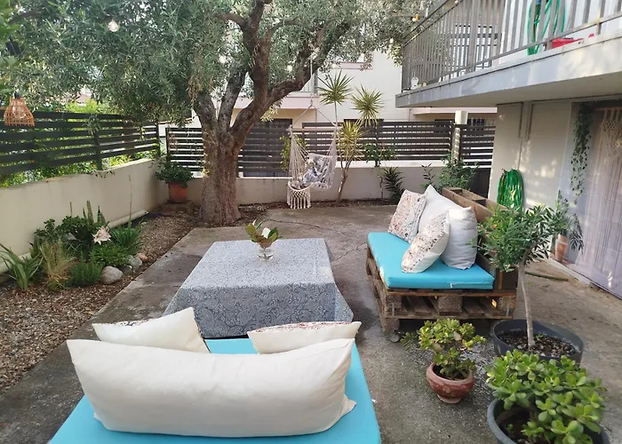 Simple And Relaxing House! * Kalamata